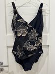 Baddräkt Damella med fina detaljer