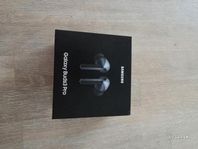 Samsung Buds3 Pro oöppnad