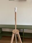 Skänkes Ikea LAUTERS Golvlampa, ask/vit