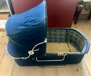Barnvagnsinsats med jeanstyg