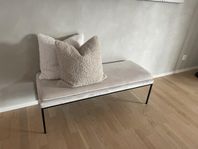 Beige sittbänk Mio 122cm