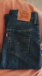 Levis och Dsquared2 jeans