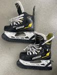 Skridskor Bauer Supreme stl 36