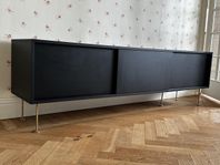 MEDIABÄNK / TvBänk, Vouge från Royal Design 