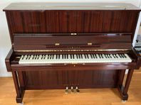 Yamaha piano