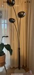 Elegant  golvlampa i krom 