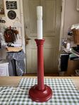 Bordslampa i mörkrött 