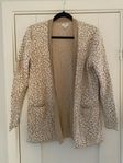 Beige och vit leopardmönstrad längre kofta S J.Crew