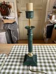 Bordslampa i metall 