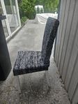 bortskänkes  pall  säljs stolar, soffbord 