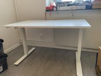 Skarsta höj- och sänkbart skrivbord