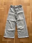 Jeans storlek 134