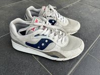 Snygga SAUCONY i bra skick