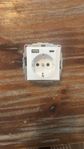 Elko 1-vägsuttag inkl. USB A+C