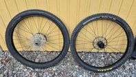 29" Boost MTB-hjul med kassett och bromsskivor