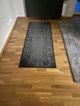 VONSBÄK Matta, kort lugg, mörkblå, 80x180 cm