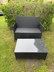 Soffa och bord till uteplats eller balkong