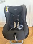 Britax Römer Max‑Way Plus – Svart, bakåtvänd | Malmö