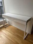 Ikea skrivbord/sminkbord
