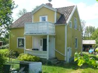Villa med garage i mindre samhälle