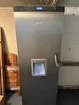 Begagnad frys Electrolux EUFG29800X helskåp