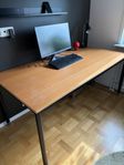 Skrivbord