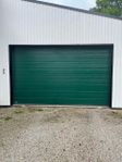 Motordriven fjärrstyrd garageport CarTeck från SKÅNESPORT