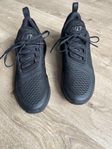 Nike 270