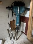 Bilmaskin Makita HM1810 med tre mejslar
