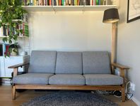 Vacker 3-sits soffa designad av Hans J. Wegner för Getama