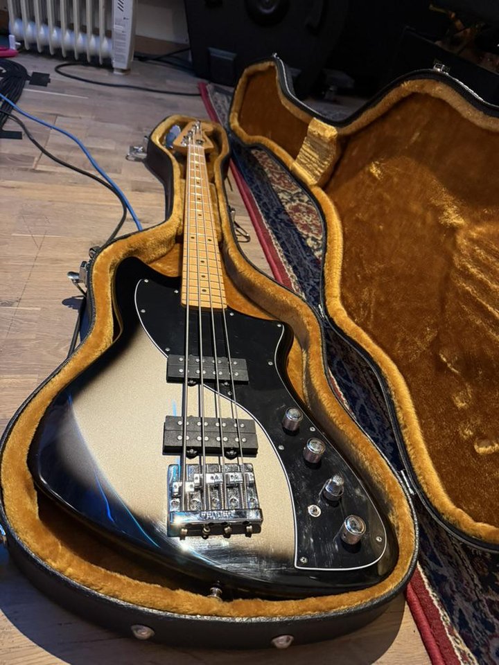 Fender Player Plus Meteora Bass