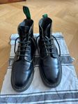 Solowar Black Hi-Shine 6 Eye Astronaut Boot