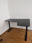 skrivbord höj och sänkbart