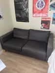 Svart soffa