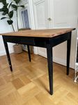 matbord/sideboard
