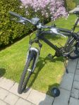 26" Peak MT Kind - stötdampare - 21 växlar - väl utrustad