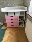 Skötbord/skrivbord med lådor 
