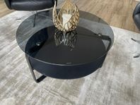Soffbord i glas och metall