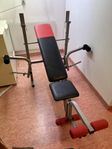Träningsbänk med ställning