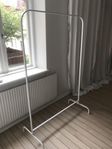 Klädställning ”MULIG” från IKEA