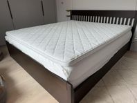 Ikea hybrid madrass samt bäddmadrass 180x200