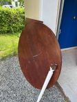 Bortskänkes bord