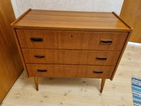 Byrå i teak retro 50-tal, 60-tal, fint skick