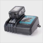 Makita laddare och 2st batterier 4aH