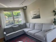 Grå hörnsoffa bortskänkes