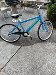 Cykel 24" typ mountainbike.