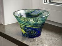Konstglas i gult och blått