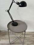 Nattduksbord  och lampa