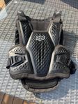 Fox Raceframe Impact skydd S/M