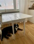 Antikt nätt klaffbord slagbord B 93 cm L 99,5 cm H 76 cm